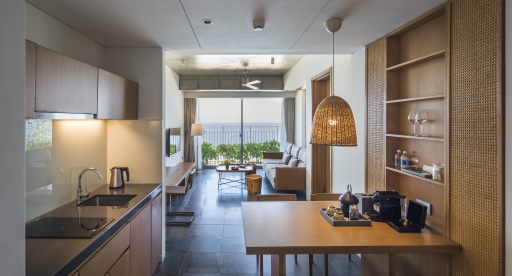 khach-san-4-sao-chicland-da-nang-truc-may-balcony